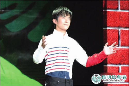 易烊千玺讲述00后的阅读观