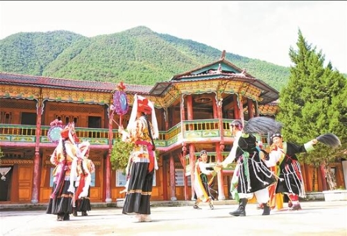 热巴跳起来