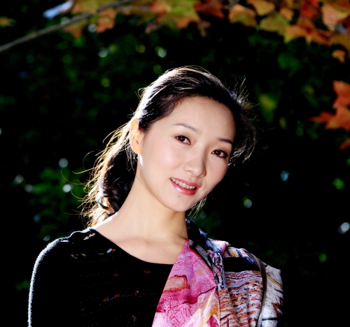 何文婷照片
