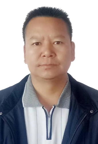 邝万春
